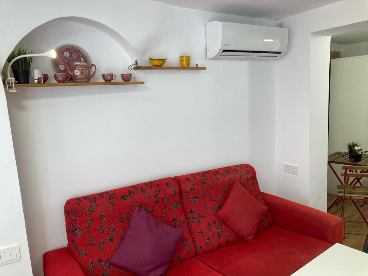 Malaguena Salerosa "Apartamento - Estudio Con Terraza" En Casa Tipica De 1 A 4 Dormitorios Málaga Buitenkant foto