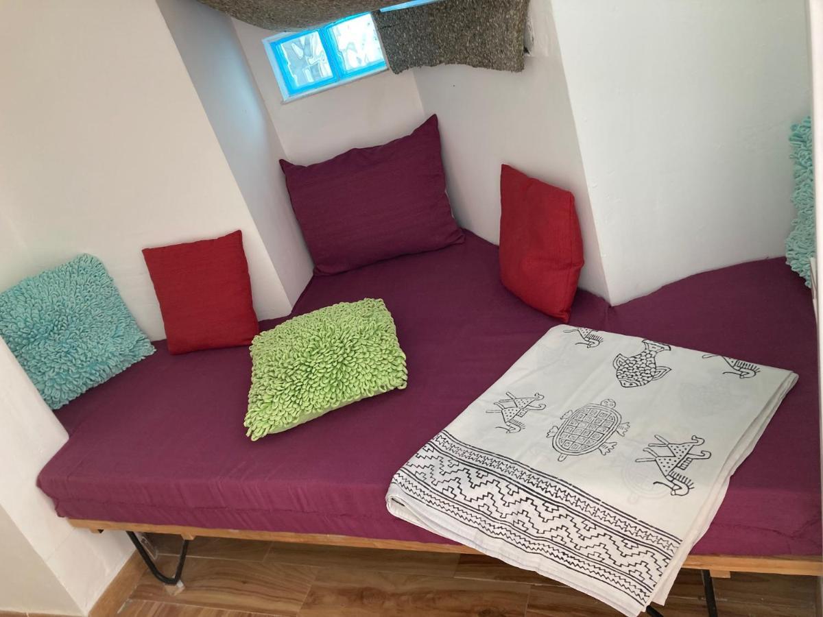 Malaguena Salerosa "Apartamento - Estudio Con Terraza" En Casa Tipica De 1 A 4 Dormitorios Málaga Buitenkant foto