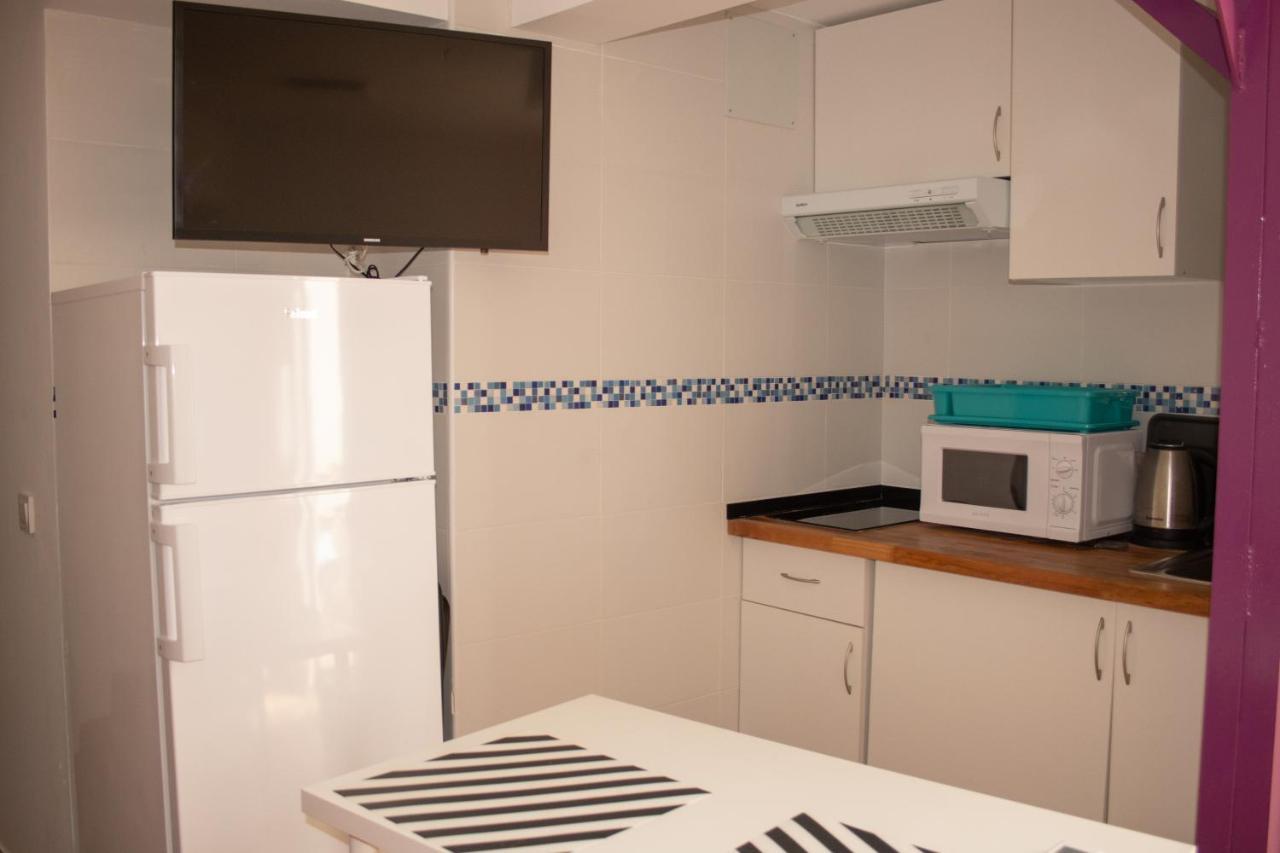 Malaguena Salerosa "Apartamento - Estudio Con Terraza" En Casa Tipica De 1 A 4 Dormitorios Málaga Buitenkant foto