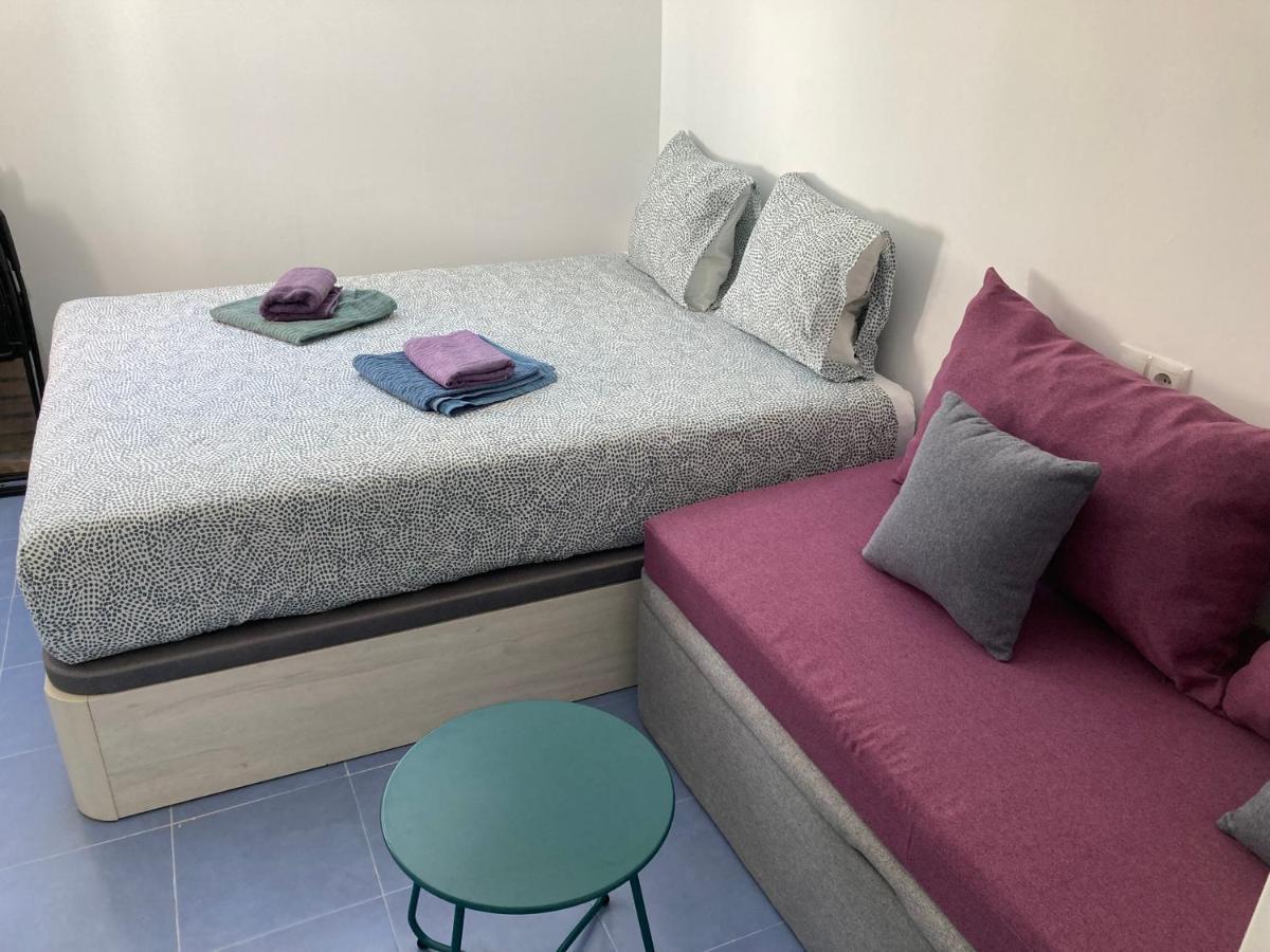 Malaguena Salerosa "Apartamento - Estudio Con Terraza" En Casa Tipica De 1 A 4 Dormitorios Málaga Buitenkant foto